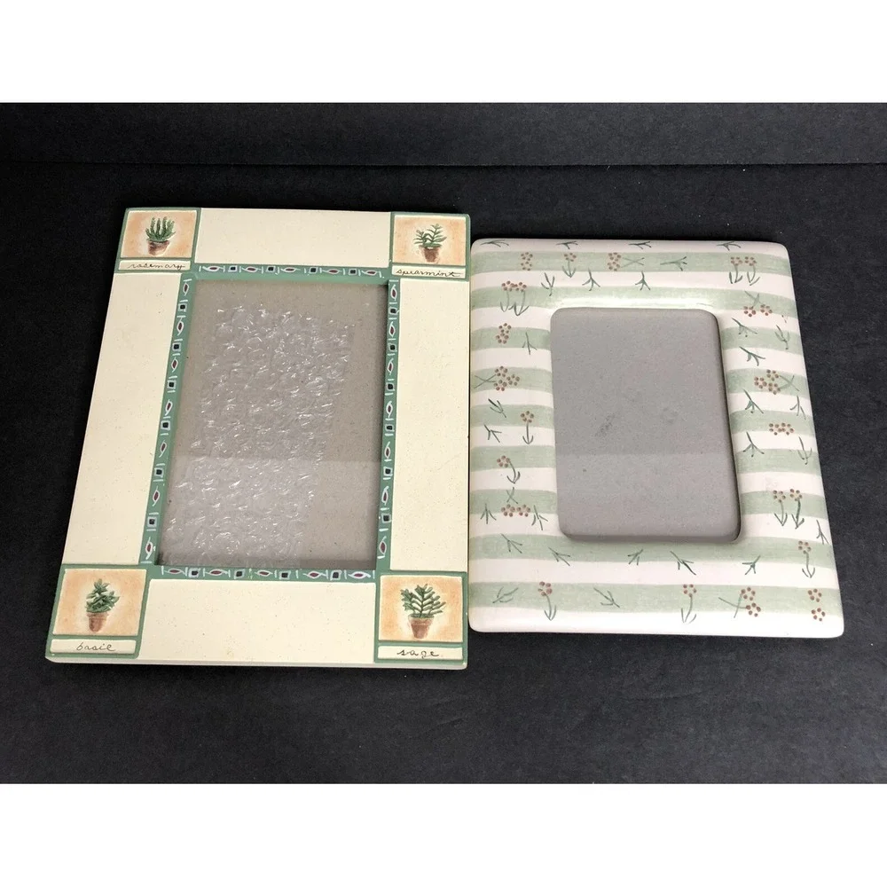 2 Pfaltzgraff Naturewood Picture Frames Holds 3 1/2
